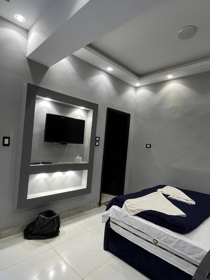 Bed and Breakfast Three Golden Pyramids Каир Экстерьер фото