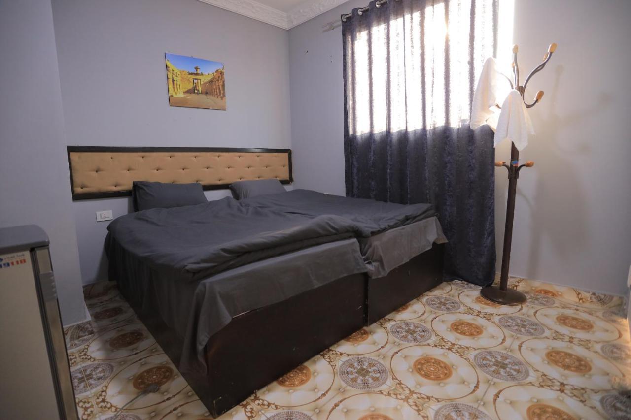 Bed and Breakfast Three Golden Pyramids Каир Экстерьер фото